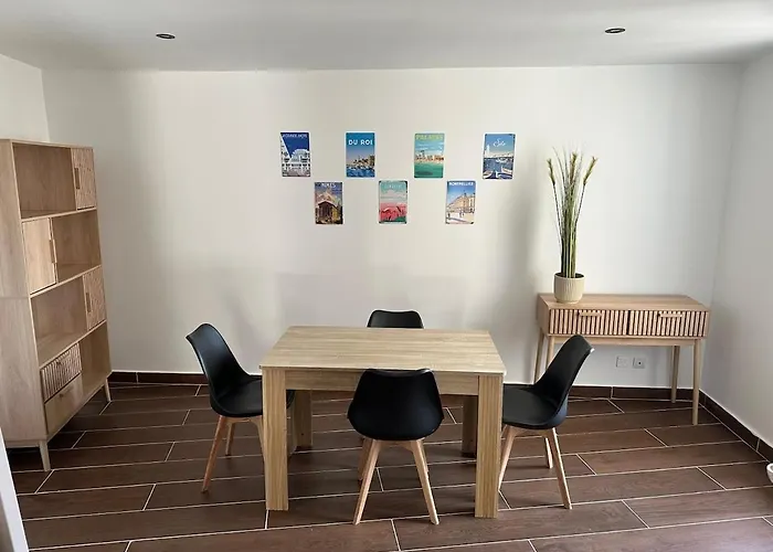 Duplex Cosy En Coeur De Lunel (Herault)